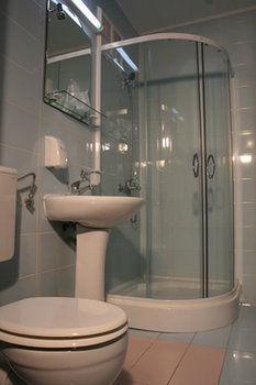 Hotel Cosmin אראד מראה חיצוני תמונה